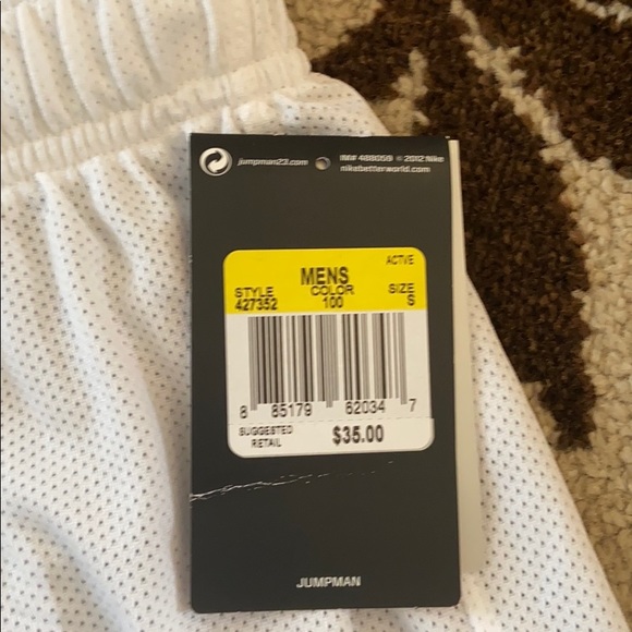 Jordan reversible basketball shorts - Picture 3 of 3